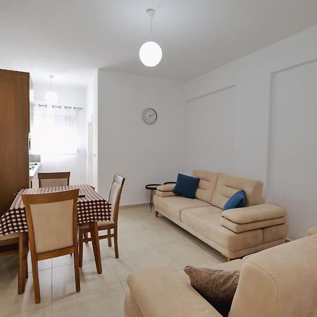 Violeta Apartments Ksamil Luaran gambar
